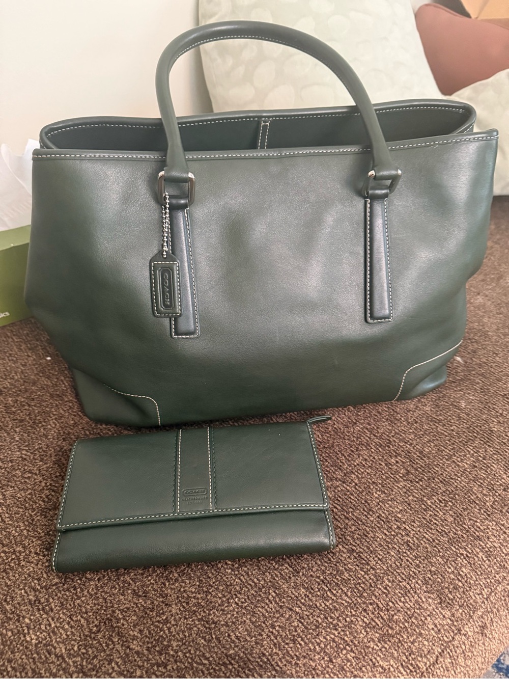Coach Bottle Green Leather Satchel with Matching Wallet in very good condition!